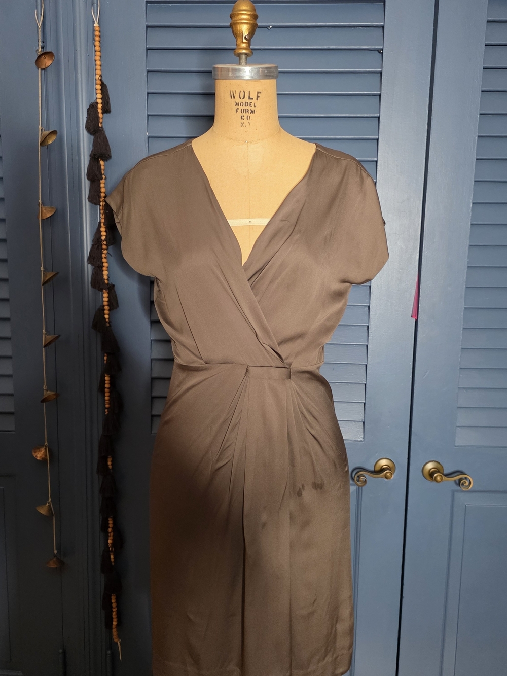 Silk/Satin): Diane von Furstenberg DVF Brown Satin Gathered Midi Dress - Size 0